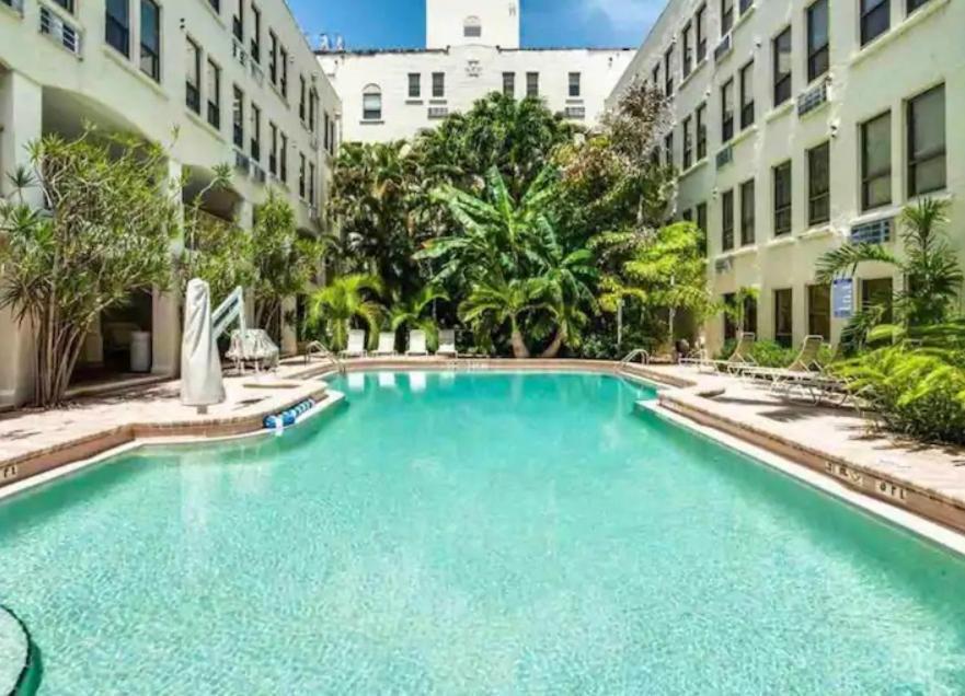 Romantic Studio In The Heart Of Palm Beach - Free Valet Service ภายนอก รูปภาพ